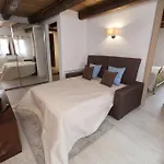Tiziano Apartment