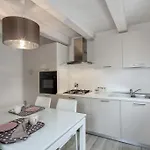 Tiziano Apartment Venedig