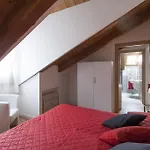 Tiziano Apartment *
